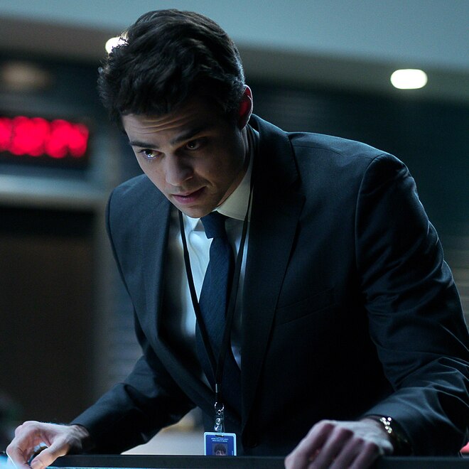 Noah Centineo, The Recruit, Netflix